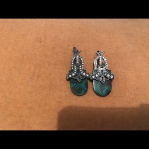 GORGEOUS VINTAGE ART DECO SCREWBACKS